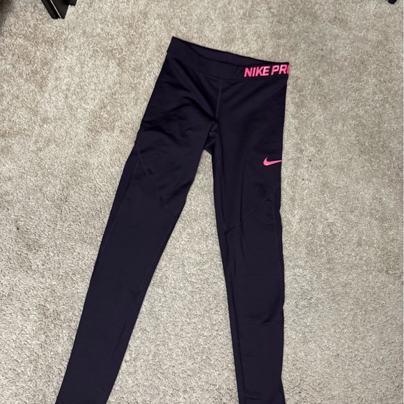 Women’s Purple & Pink Nike Pro Leggings - Size XS - Picture 2 of 5